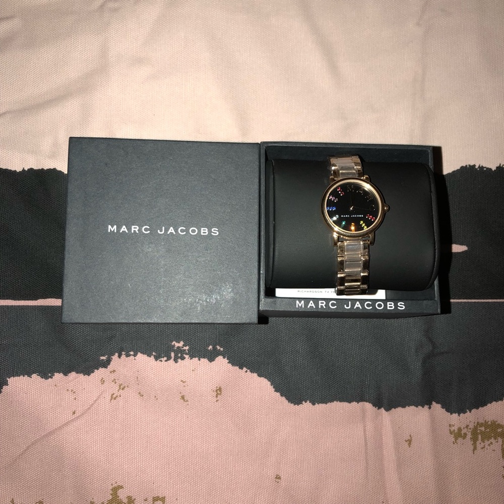 BRAND NEW IN BOX MARC JACOBS WATCH